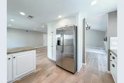 360 N Greenmeadow Avenue, Newbury Park, CA 91320 - Photo 16