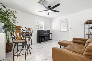 1484 N Rose St, Burbank, CA 91505 - Photo 6
