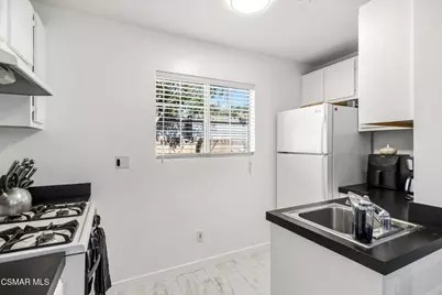 1484 N Rose Street, Burbank, CA 91505 - Photo 10