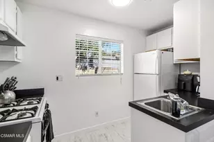 1484 N Rose St, Burbank, CA 91505 - Photo 10