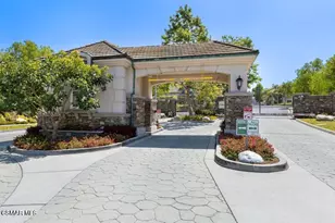 2609 Capella Way, Thousand Oaks, CA 91362 - Photo 2