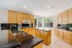 2609 Capella Way, Thousand Oaks, CA 91362 - Photo 12