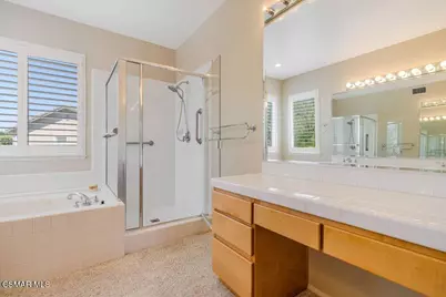 2609 Capella Way, Thousand Oaks, CA 91362 - Photo 18