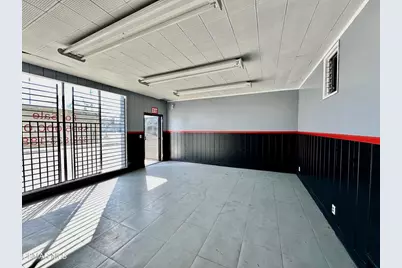 229 S Oxnard, Oxnard, CA 93030 - Photo 10
