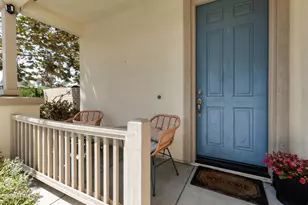 4707 Beachwood Ct, Moorpark, CA 93021 - Photo 2