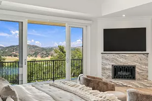 2342 Heatherbank Court, Thousand Oaks, CA 91361 - Photo 14