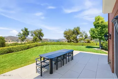 2342 Heatherbank Court, Thousand Oaks, CA 91361 - Photo 4