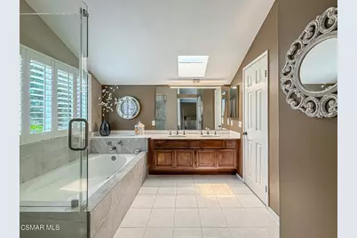 2990 Klamath Avenue, Simi Valley, CA 93063 - Photo 34