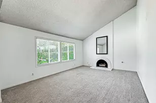 29249 Hillrise Dr, Agoura Hills, CA 91301 - Photo 10