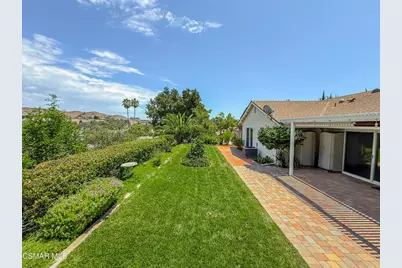 29249 Hillrise Drive, Agoura Hills, CA 91301 - Photo 36