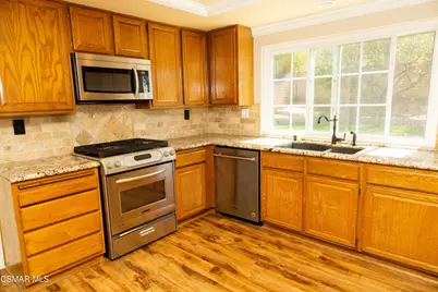 3975 Southhampton Road, Moorpark, CA 93021 - Photo 10