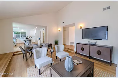 8018 Winnetka Avenue, Winnetka, CA 91306 - Photo 10