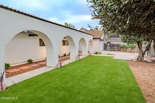 8018 Winnetka Ave, Winnetka, CA 91306 - Photo 2