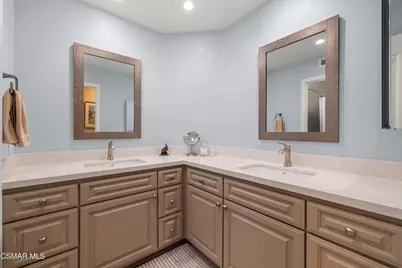 5043 Evanwood Avenue, Oak Park, CA 91377 - Photo 24