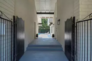 2920 Salmon River Cir, Westlake Village, CA 91362 - Photo 20