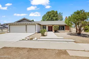 303 Venus St, Thousand Oaks, CA 91360 - Photo 1