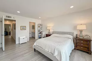 16150 Village 16 Dr, Camarillo, CA 93012 - Photo 24