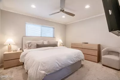 209 Cathy Drive, Thousand Oaks, CA 91320 - Photo 16