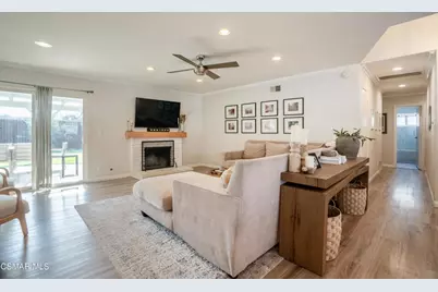 209 Cathy Drive, Thousand Oaks, CA 91320 - Photo 12