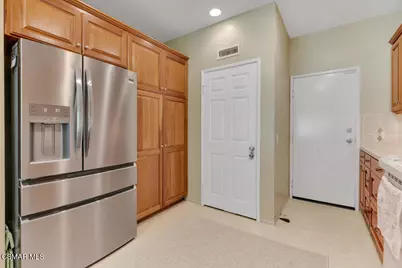 4189 Mountainpark Court, Moorpark, CA 93021 - Photo 14