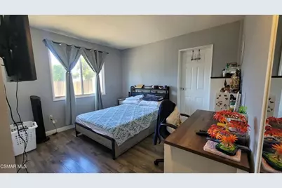 960 Ventura Avenue, Simi Valley, CA 93065 - Photo 12