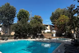 10331 Lindley Ave, Porter Ranch, CA 91326 - Photo 18