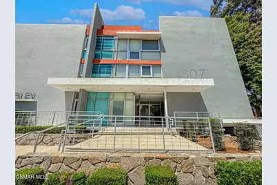 4807 Woodley Avenue #207, Encino, CA 91436 - Photo 2