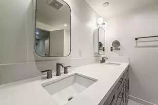 4807 Woodley Ave, Encino, CA 91436 - Photo 38