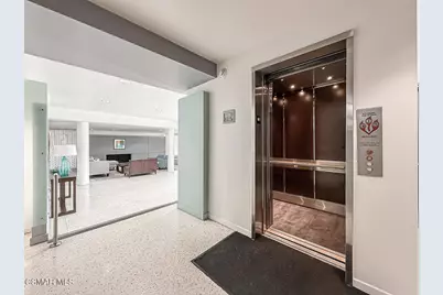 4807 Woodley Avenue #207, Encino, CA 91436 - Photo 6
