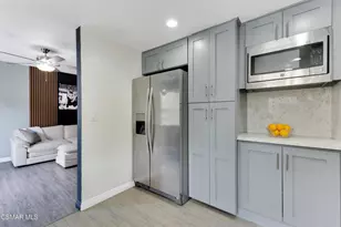 26378 W Plata Ln, Calabasas, CA 91302 - Photo 10