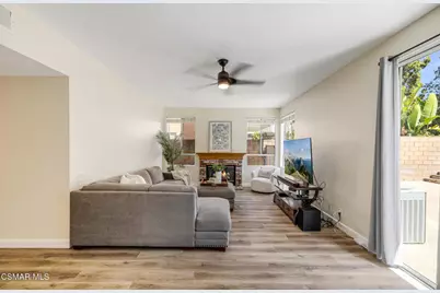 12154 Cherry Grove Street, Moorpark, CA 93021 - Photo 18