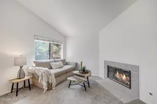 12154 Cherry Grove St, Moorpark, CA 93021 - Photo 24