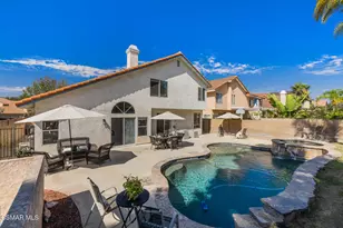 12154 Cherry Grove St, Moorpark, CA 93021 - Photo 2