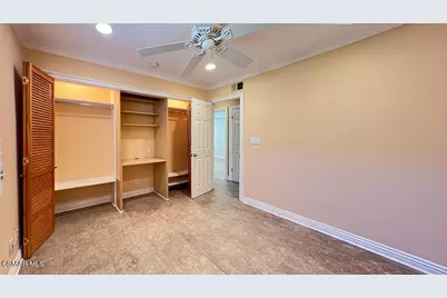 6501 Vanalden Avenue #6, Reseda, CA 91335 - Photo 16