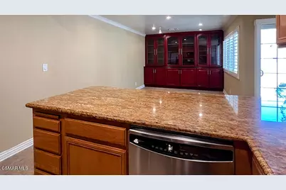 6501 Vanalden Avenue #6, Reseda, CA 91335 - Photo 10