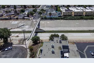 6501 Vanalden Avenue #6, Reseda, CA 91335 - Photo 32