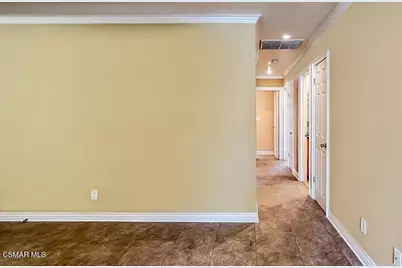 6501 Vanalden Avenue #6, Reseda, CA 91335 - Photo 12