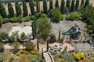 1450 Calle Avellano, Thousand Oaks, CA 91360 - Photo 32
