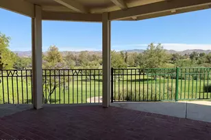 704 Wind Willow Way, Simi Valley, CA 93065 - Photo 46