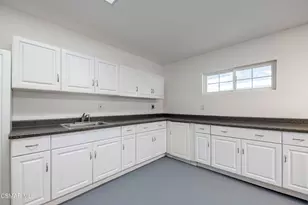 30730 Davey Jones Dr, Agoura Hills, CA 91301 - Photo 46