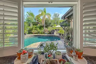 667 Azure Hills Dr, Simi Valley, CA 93065 - Photo 16