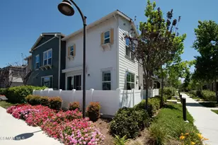 114 Red Brick Dr, Simi Valley, CA 93065 - Photo 2
