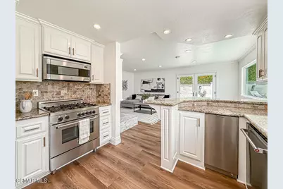 2443 Sapra Street, Thousand Oaks, CA 91362 - Photo 16