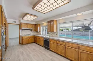 1558 Dover Ave, Thousand Oaks, CA 91360 - Photo 14