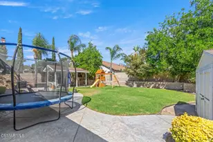 2690 Deerwood Ave, Simi Valley, CA 93065 - Photo 28