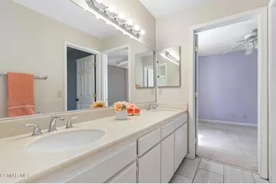 1806 Rory Lane #6, Simi Valley, CA 93063 - Photo 46