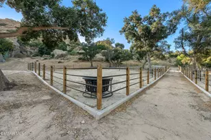 10869 Farralone Ave, Chatsworth, CA 91311 - Photo 14