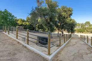 10869 Farralone Ave, Chatsworth, CA 91311 - Photo 16