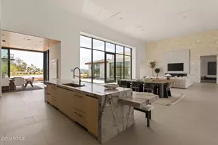 2551 White Stallion Rd, Thousand Oaks, CA 91361 - Photo 8