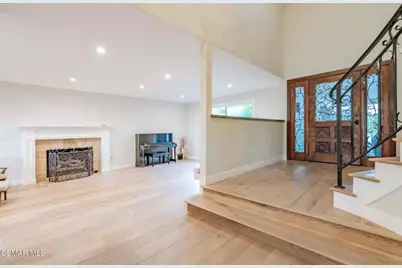 2252 Hillsbury Road, Westlake Village, CA 91361 - Photo 10